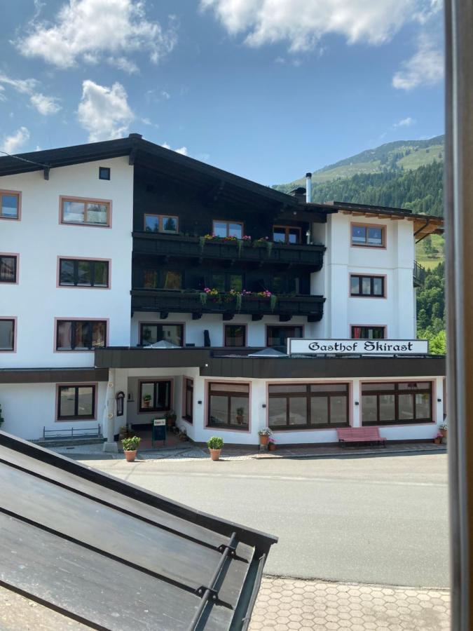 Gasthof Skirast Hotell Kirchberg in Tirol Exteriör bild